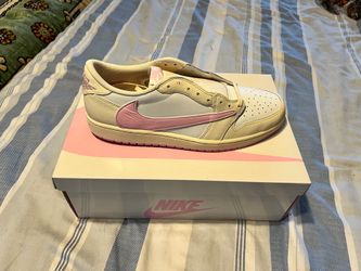 Travis Scott Jordan 1 retro low og sp shy pink size 13