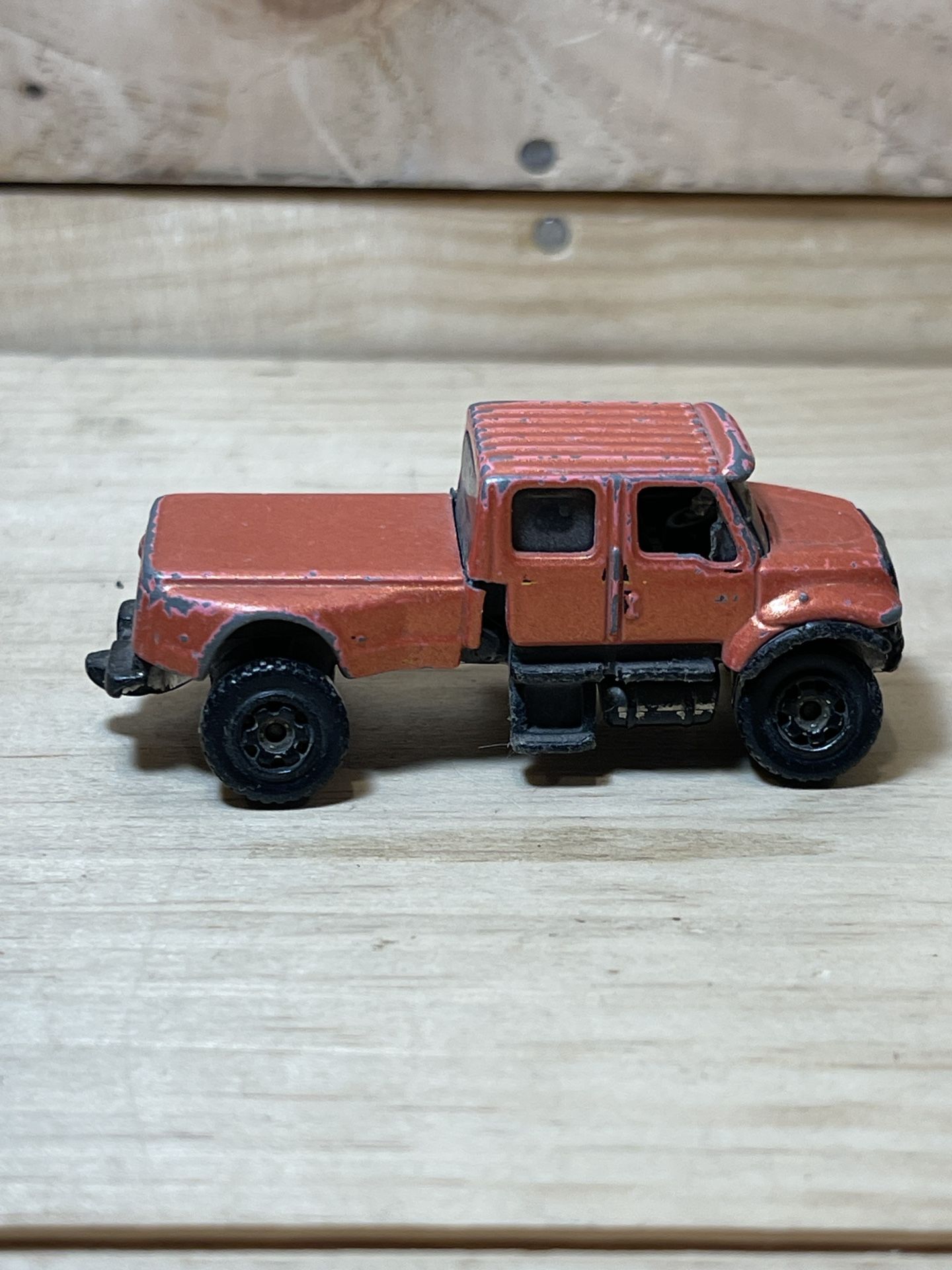 2005 Matchbox International GXT
