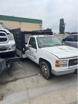 1999 GMC flat bed