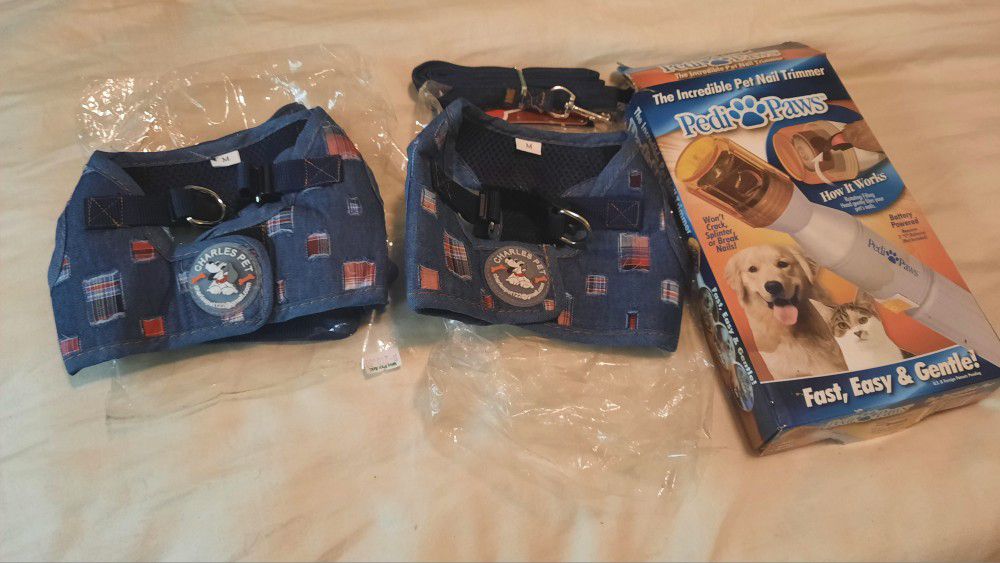 2 Brand New Identical Denim Dog Harness  With Leash And Pedi Paws