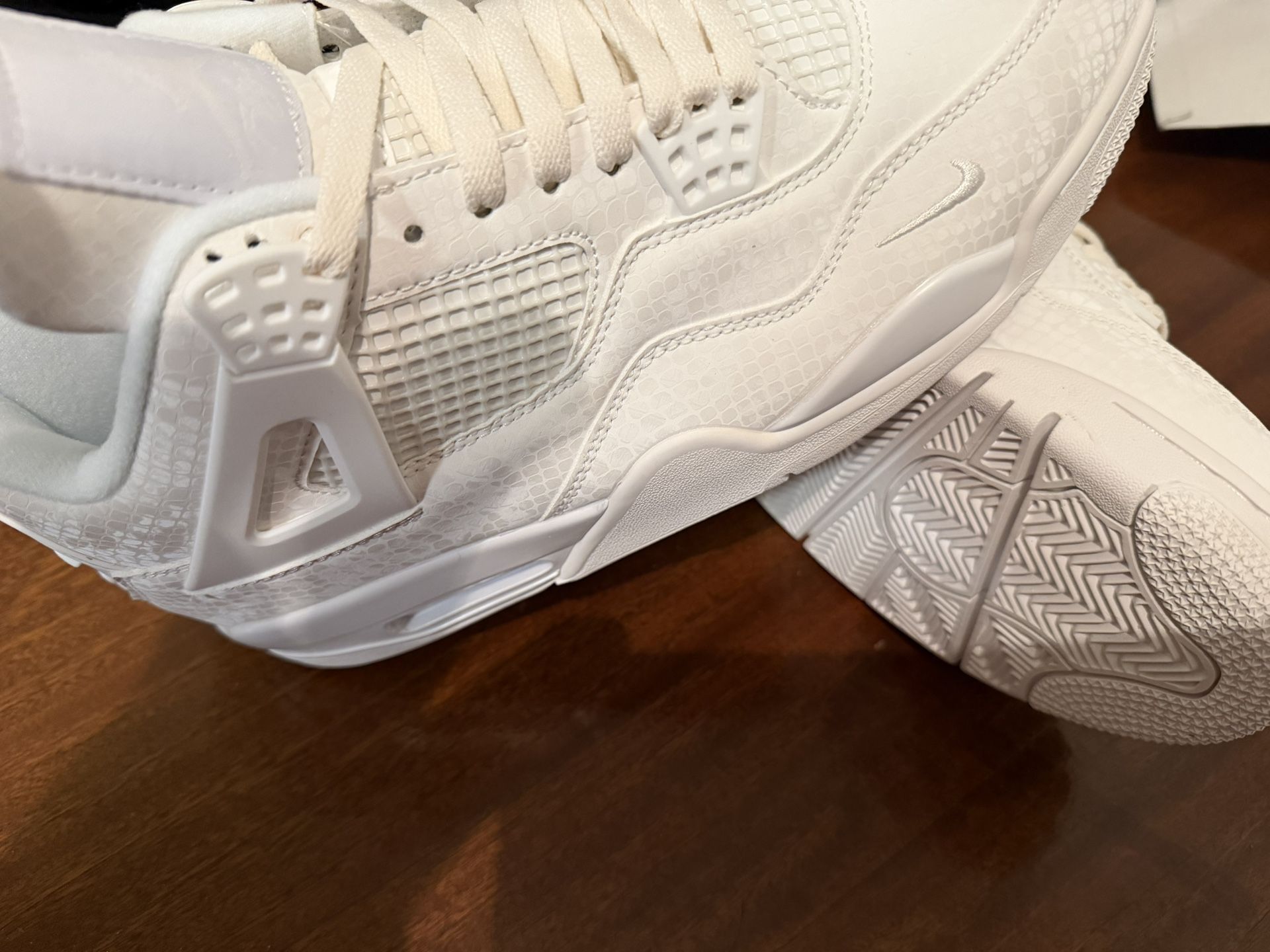 Size 11 All White Bike Air’s Nike