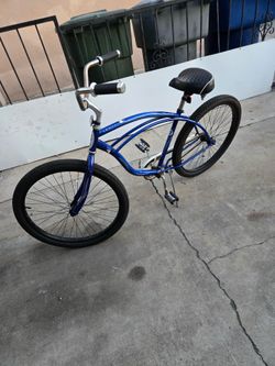 Schwinn beach cruiser