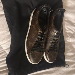 Louis Vuitton Front row Monogram Sneaker