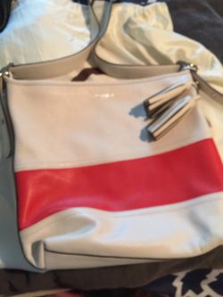 Authentic Coach Leather Shoulder Bag