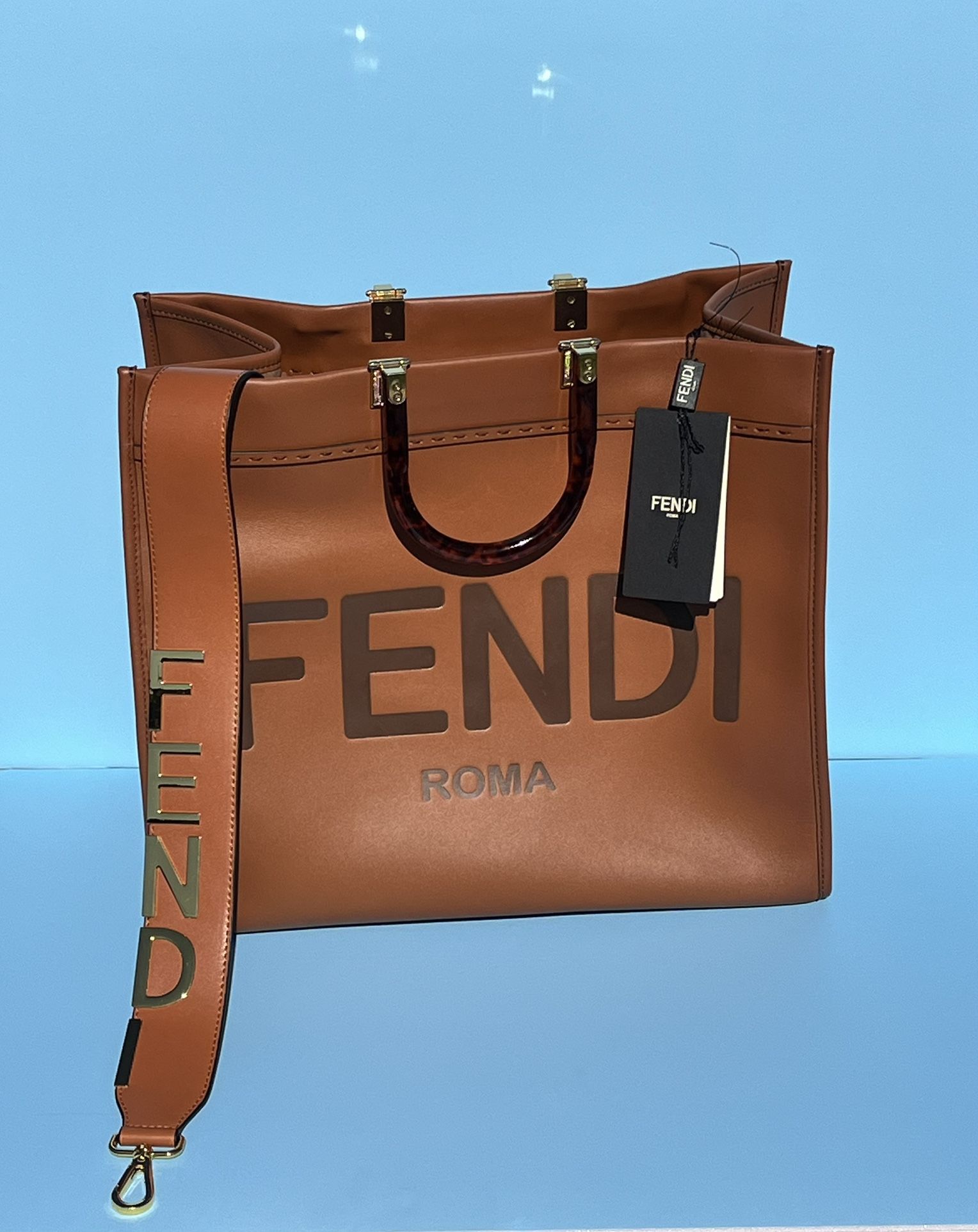 FENDI PURSE - BRAND NEW -