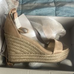 Women’s Shoes