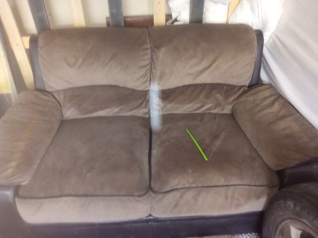 Brand New Love Seat