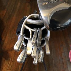 Full Set Of Clubs! Please See Description And Prices Off My Profile 