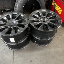 20” Oem Tesla Wheels