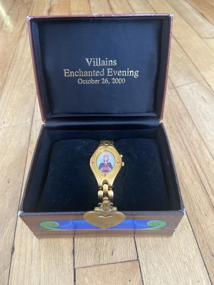 Disney Collectible Evil Queen Watch With Box