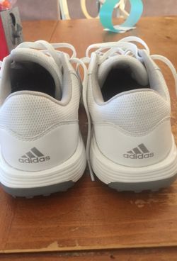 Boys Adidas golf shoe size 5 1/2