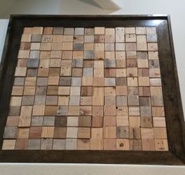 Wood Study: Beautiful Display Piece Decoré Painting