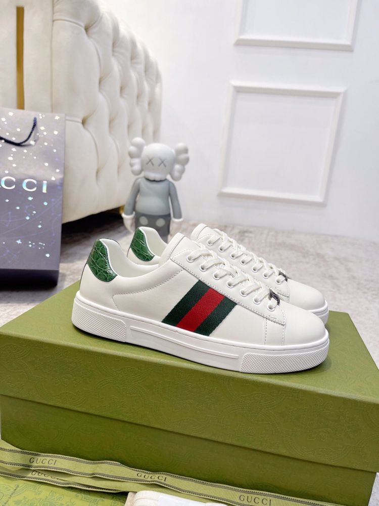 Gucci Shoes All Sizes Are Available 