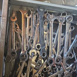Automotive Tools  Wrenches,sockets,pliers,husky,craftsman,any Many More Brands 