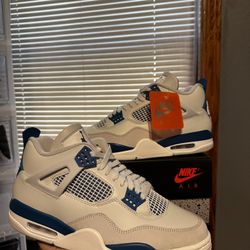 Jordan 4 Military Blue