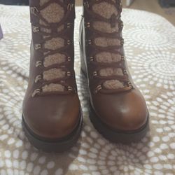 Tommy Hilfiger Womens Boots 