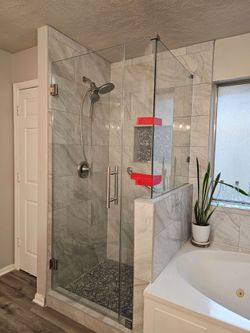 Glass shower doors