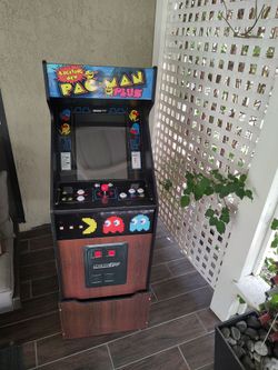 Arcade1 Pacman game console