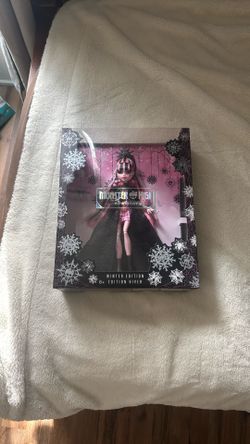 Winter Edition Dracula Monster High
