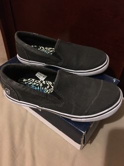 Boys Sperrys sz1