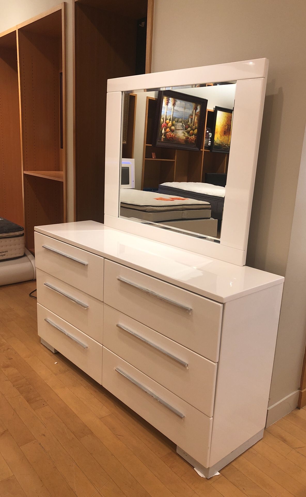 Gloss finish white dresser with mirror