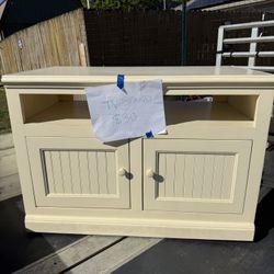 Tv Stand 