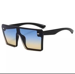 Sunglasses lovers😻