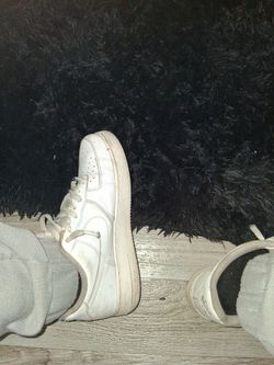 Af1 15 size 9 just gotta clean them off