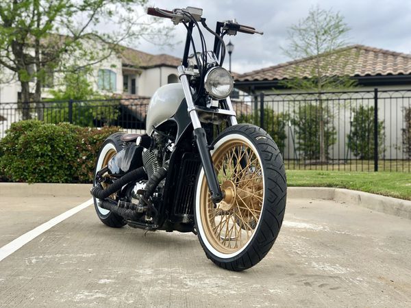 2001 Honda shadow VLX 600 bobber for Sale in Stafford, TX - OfferUp