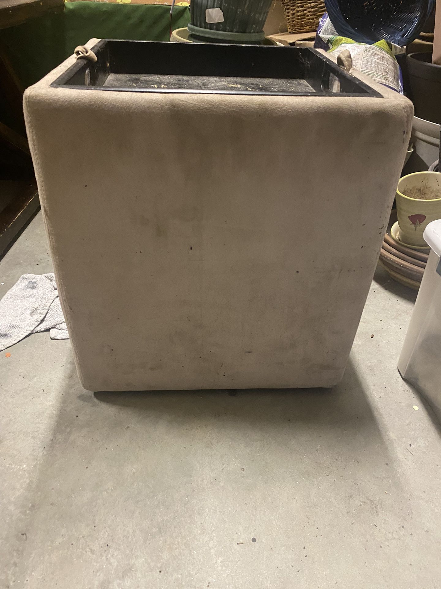 Rolling Ottoman With Storage