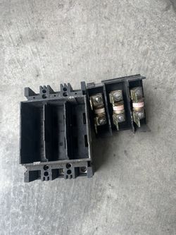 100 Amp. Curcuit Breaker