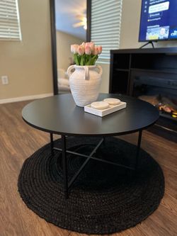 Coffee table set up