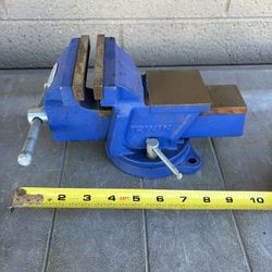 Irwin 4” Bench Vise 