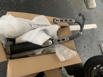 Yamaha Stock exhaust