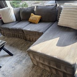 Sectional Couch 