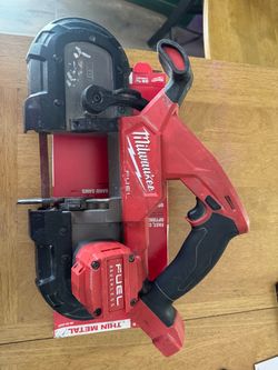 Milwaukee M18 fuel compact band saw 35 3/8 used