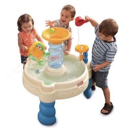 Little Tikes Spiralin' Seas Waterpark with Lazy River Splash Action for Kids 2+ Years