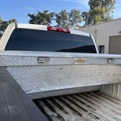 Factory Chevy / GMC Toolbox 
