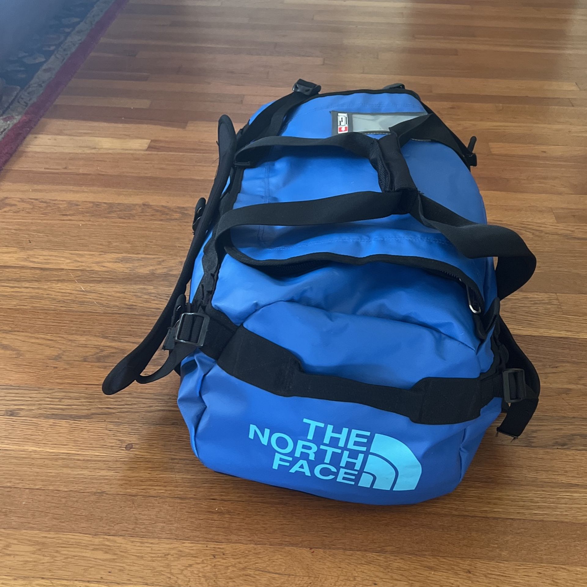 Northface Basecamp Duffle. Backpack. Sm. 50l