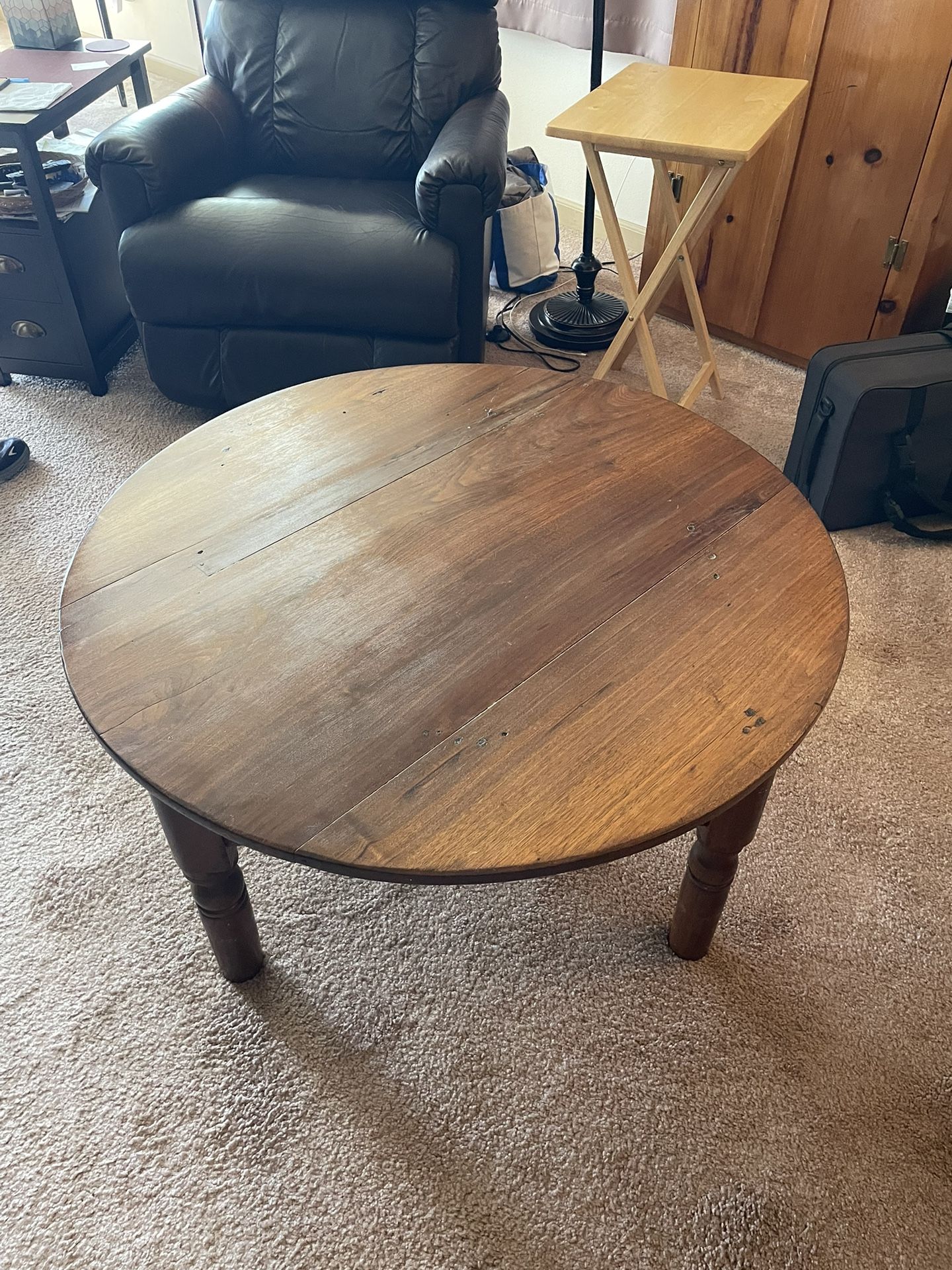 Pending Pickup — Round Coffee Table