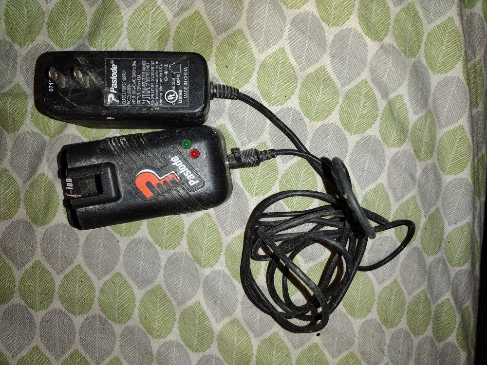 Paslode Li-ion Charger