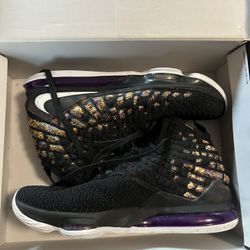 Lebron 17 “Lakers” size 13