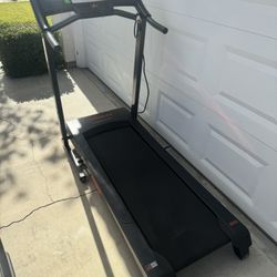 Treadmill 