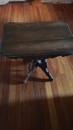 Antique Table, All Wood 28x20