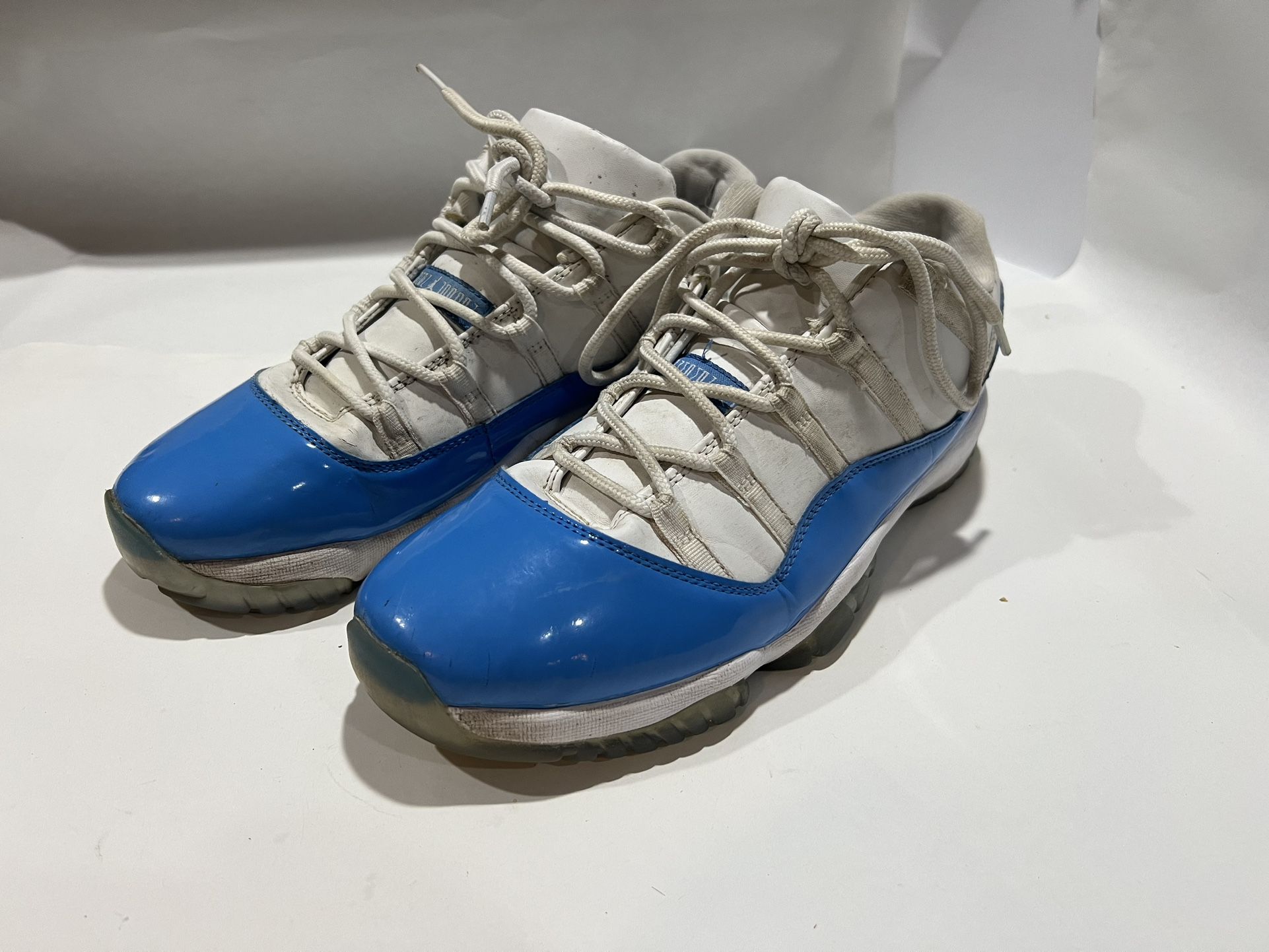 AIR JORDAN 11 XI RETRO LOW GS UNIVERSITY BLUE WHITE SIZE US 12