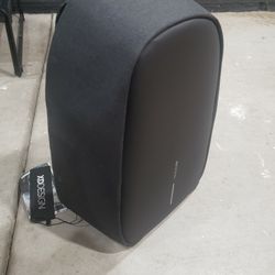 Bobby Pro Anti-theft Backpack