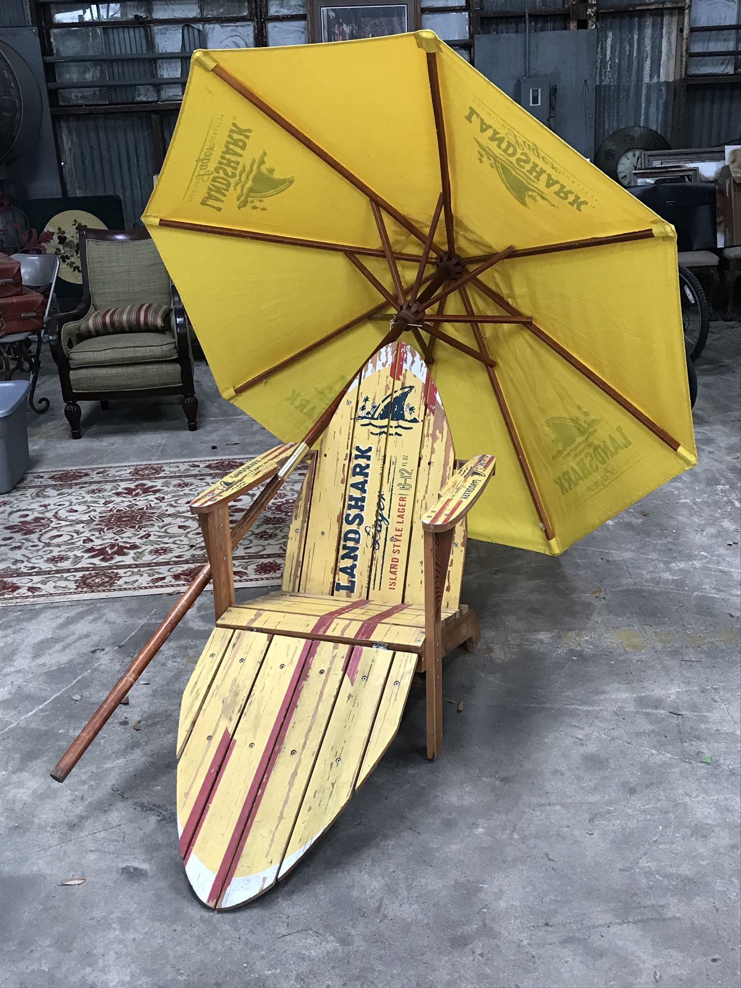 Landshark chair & umbrella