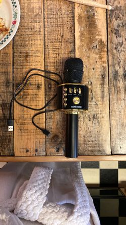 Karaoke Mic With Speaker And Charger
