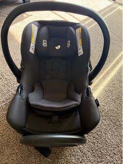 Baby joie car seat