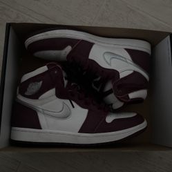 Jordan 1 bordeaux 7.5